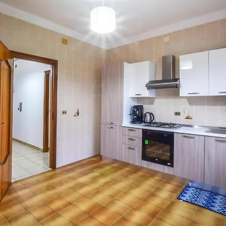 Apartamento Lovely In *
